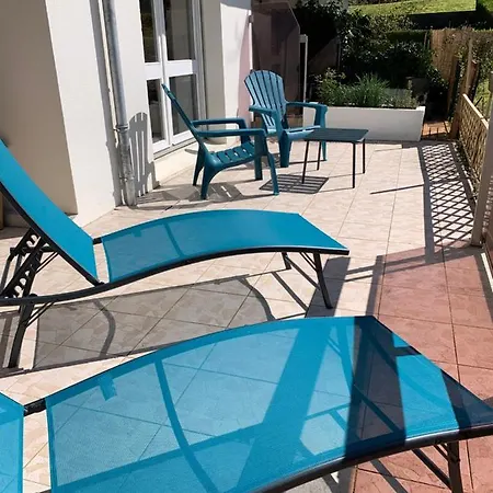Trouville, Renove Avec Grande Terrasse Au Calme