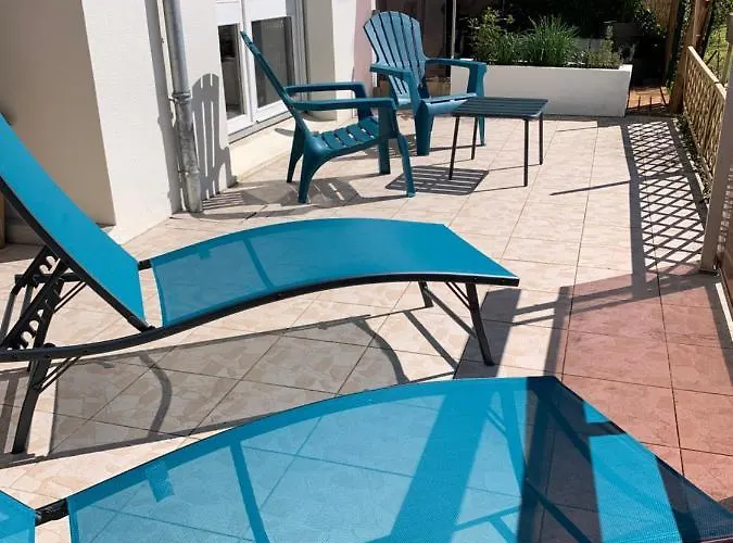 Trouville, Renove Avec Grande Terrasse Au Calme